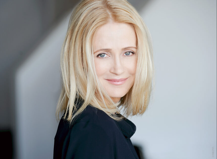 kelly ronahan