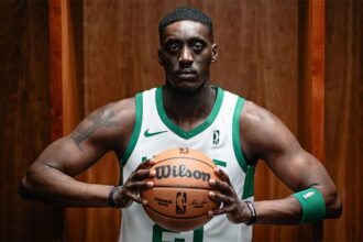 tony snell net worth