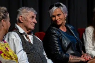 annika kärsten-hoenig herkunft