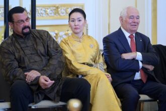 steven seagal ehepartnerin