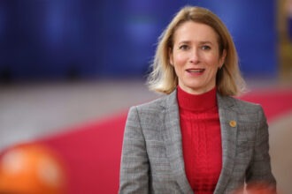 kaja kallas körpergröße